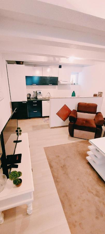 Ema Apartment SJJ Esterno foto