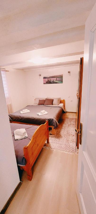 Ema Apartment SJJ Esterno foto